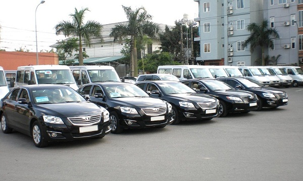 bao gia thue xe 4 cho